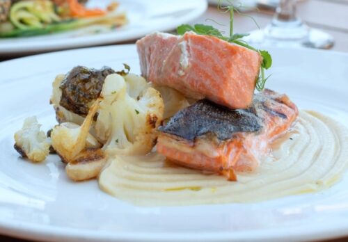 クイーンズタウン FINZレストランのキングサーモン