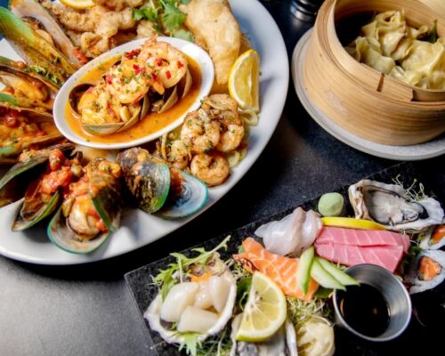 FINZレストランのシーフードプラッター