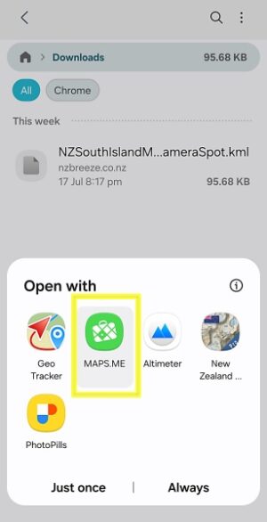 KMLファイルをスマホにダウンロードしてそのファイルをOpenするアプリをMapsMeを選択