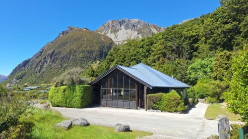 パブリックシェルターの建物