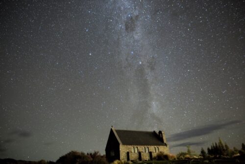 2025年3月28日PM2140南十字星と良き羊飼いの教会 
