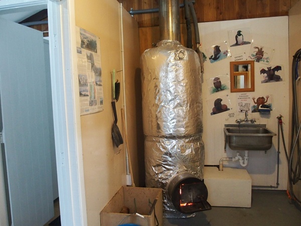 ガンズキャンプ温水シャワー用薪ボイラー