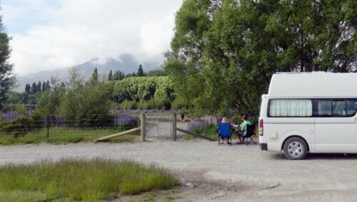 アフリリブリッジ保護地域からアフリリ川の河原へ出ていける出入口