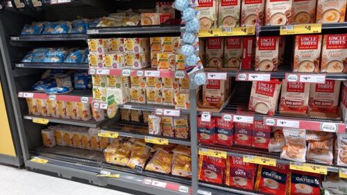 NZのスーパーマーケットに陳列されているオートミール商品