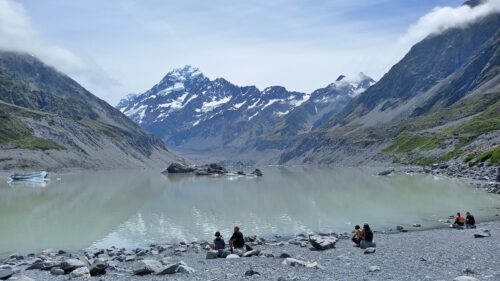 1月1日PM1215フッカーバレートラックフッカー氷河湖湖畔