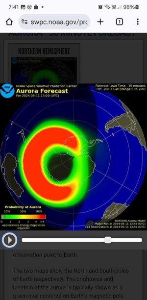 KP値が8以上に達した5月11日の夜のSWPCのオーロラ予報の画面