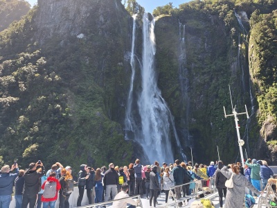 2024年11月11日ミルフォードサウンド遊覧クルーズに乗っていた人たちの服装