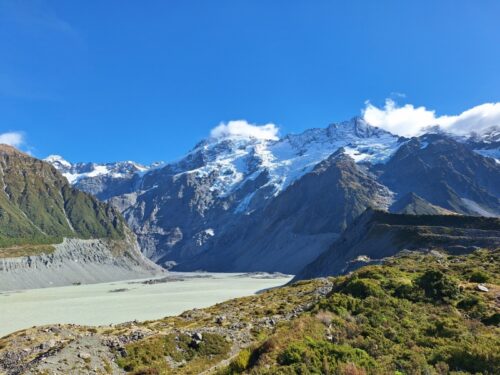 マウントクックフッカーバレートラックの第2のミューラー氷河湖ルックアウト、Mount Sefton View Lookout