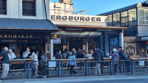 ファーグバーガーの行列