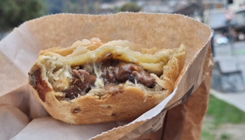 Fergbaker のお勧めミートパイ、Ferg Stake, Mushroom & Blue Cheese Pie 