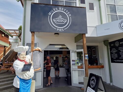 テ・アナウの人気パイ専門ベイカリーのMiles Better Pies