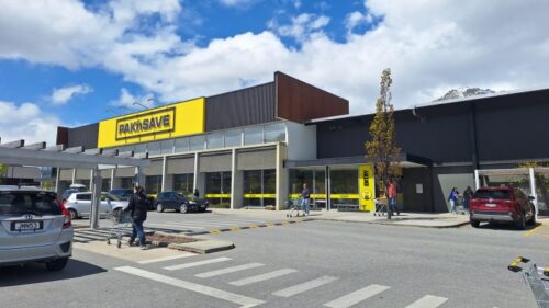 パッキンセイブ・スーパーマーケット・クイーンズタウン