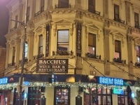 バッカス・ワインバー　レストラン