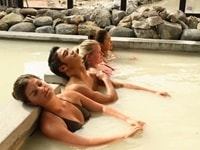 ヘルズゲート硫黄風呂スパ