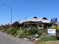 レイクフロント・ロッジ