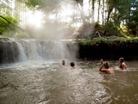 ケロセネ・クリーク野泉
