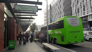 インターシティーバスクライストチャーチBusInterchange前