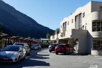 クランベリー・コート・アパートメンツ