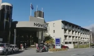 ノボテル・クイーンズタウン・レイクサイド予約