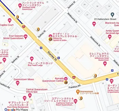 クイーンズタウンのStanley Street の坂を上ったところにあるホテルマップ